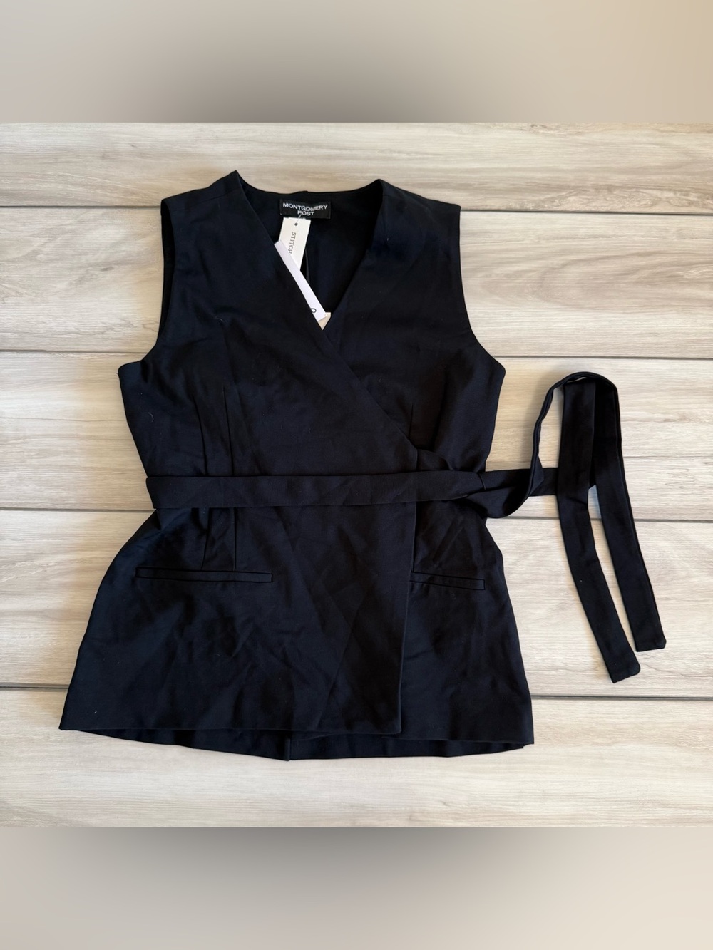 Montgomery Post Wrap Front Sleelevess Knit Top Black Small NWT STITCH FIX - Picture 5 of 11